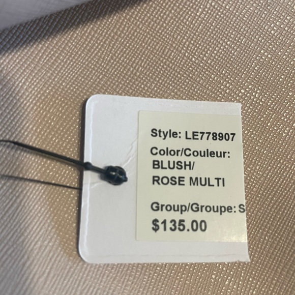 SOLD. Guess Purse, Color:blush - Picture 15 of 15